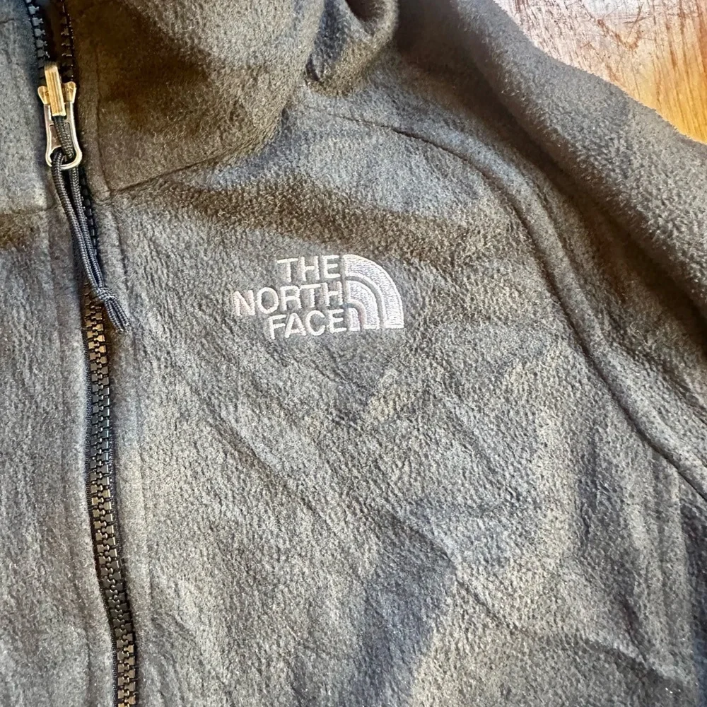 The North Face Black Full Zip Fleece Jacket Women’s Medium